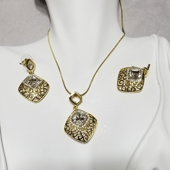 3pc jewelry set with Swarovski Elements - Picture 2 of 5